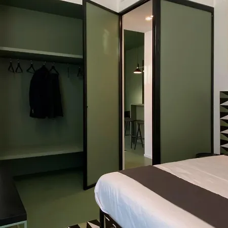 Deluxe In Via Toledo Apartment Naples